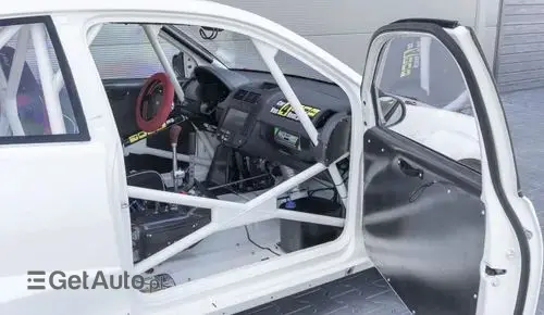 VOLKSWAGEN Polo Rallycross 
