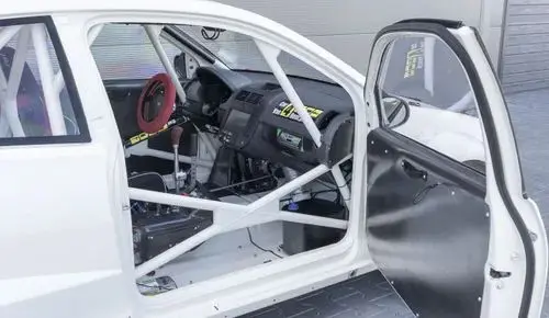 VOLKSWAGEN Polo Rallycross 