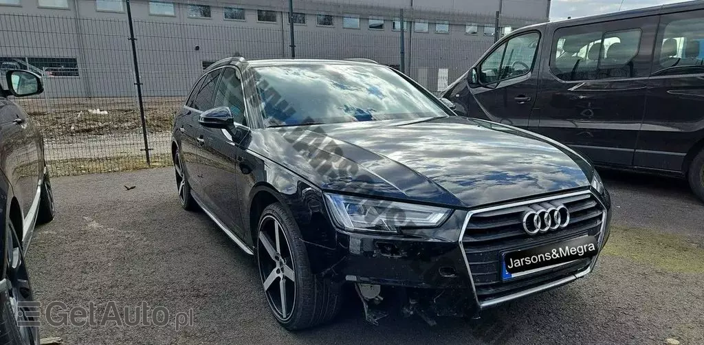 AUDI A4 