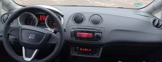 SEAT Ibiza 1.4 (85 KM)
