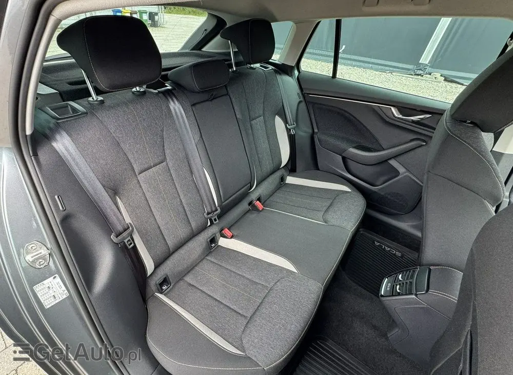 SKODA Scala 1.0 TSI Selection DSG