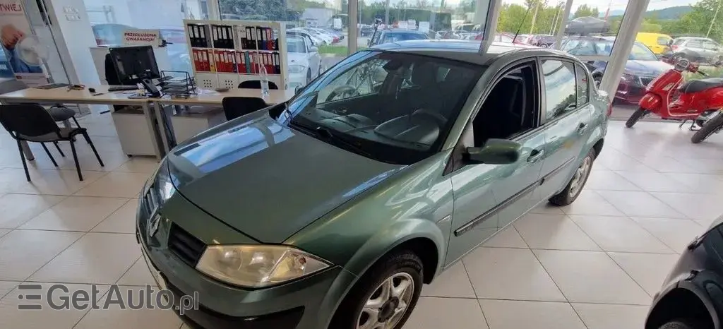 RENAULT Megane 