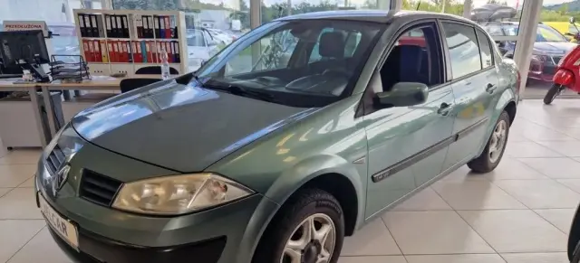 RENAULT Megane 