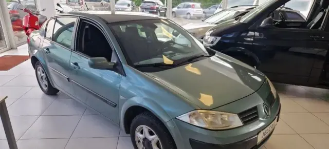 RENAULT Megane 