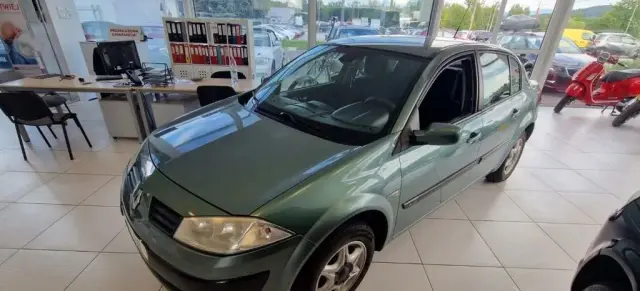 RENAULT Megane 