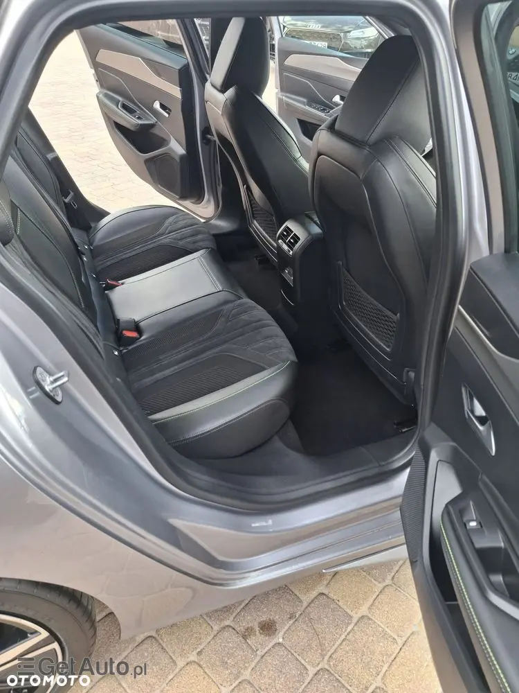 PEUGEOT 308 PureTech 130 EAT8 GT