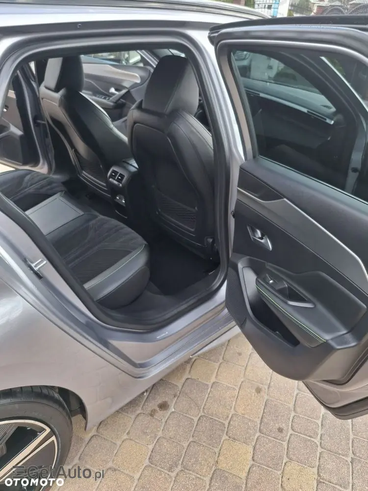 PEUGEOT 308 PureTech 130 EAT8 GT