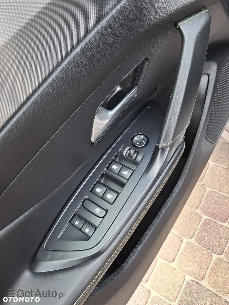 PEUGEOT 308 PureTech 130 EAT8 GT