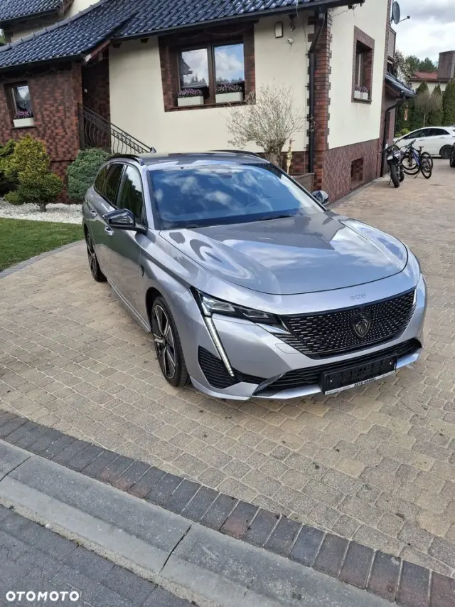 PEUGEOT 308 PureTech 130 EAT8 GT
