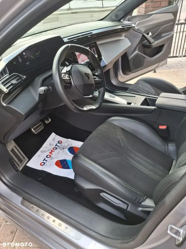 PEUGEOT 308 PureTech 130 EAT8 GT
