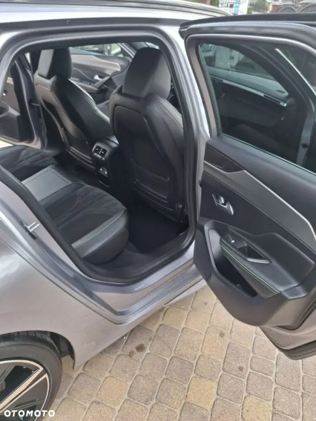 PEUGEOT 308 PureTech 130 EAT8 GT