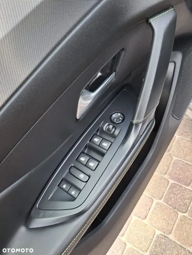 PEUGEOT 308 PureTech 130 EAT8 GT