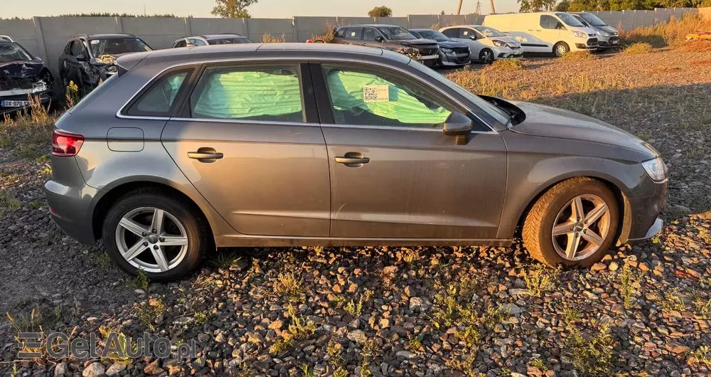 AUDI A3 Sportback 1.6 TDI S tronic sport