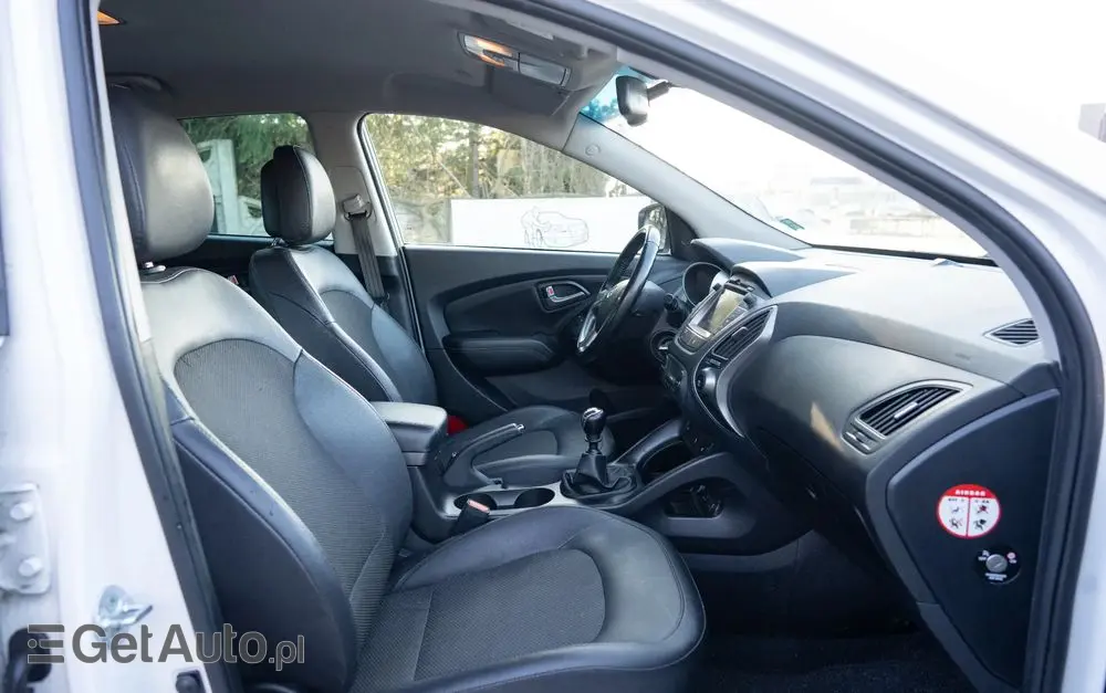 HYUNDAI Ix35 1.6 2WD blue Style