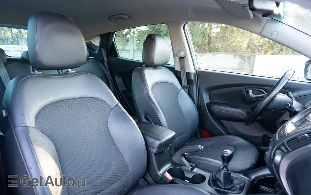 HYUNDAI Ix35 1.6 2WD blue Style