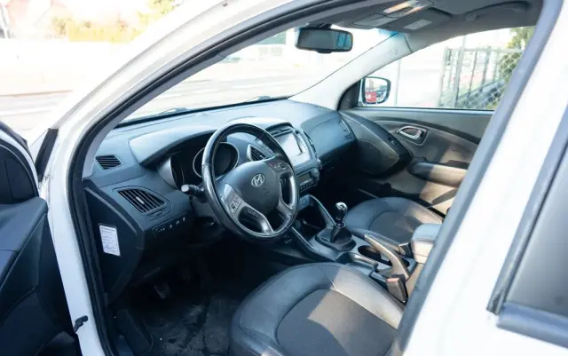 HYUNDAI Ix35 1.6 2WD blue Style