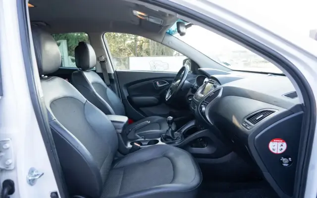 HYUNDAI Ix35 1.6 2WD blue Style