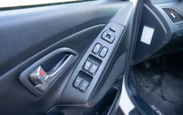 HYUNDAI Ix35 1.6 2WD blue Style