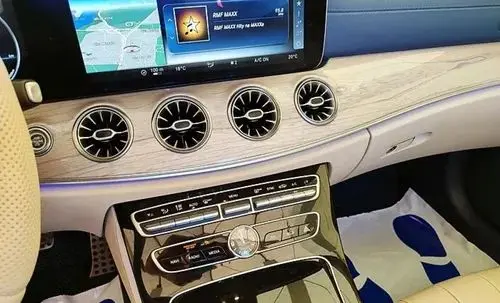 MERCEDES-BENZ Klasa E 