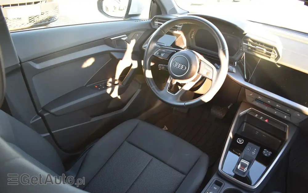 AUDI A3 Sportback 30 TFSI S tronic