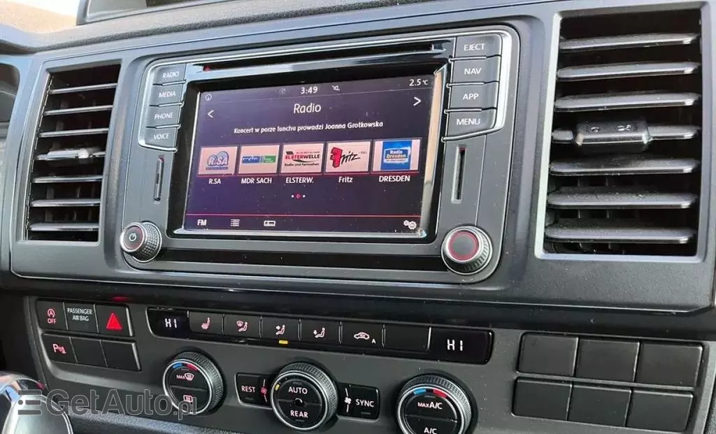 VOLKSWAGEN Caravelle 