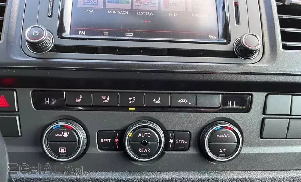 VOLKSWAGEN Caravelle 