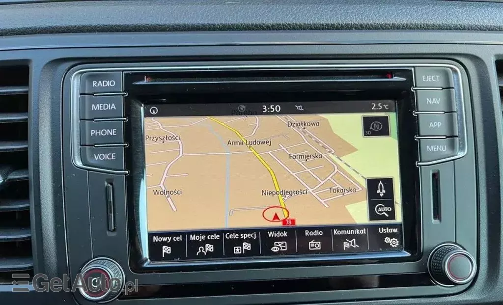 VOLKSWAGEN Caravelle 