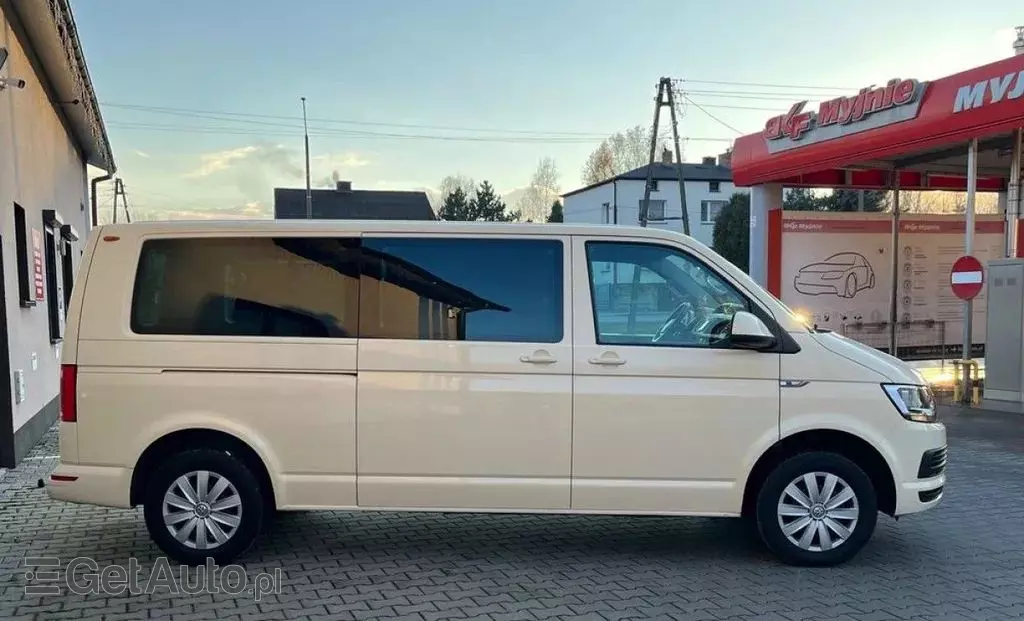 VOLKSWAGEN Caravelle 