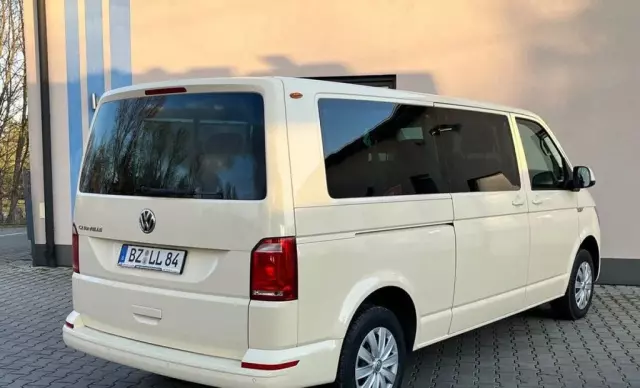 VOLKSWAGEN Caravelle 