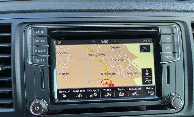 VOLKSWAGEN Caravelle 