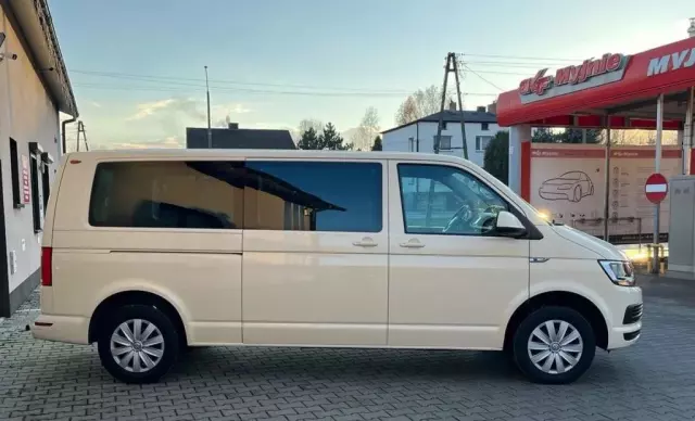 VOLKSWAGEN Caravelle 