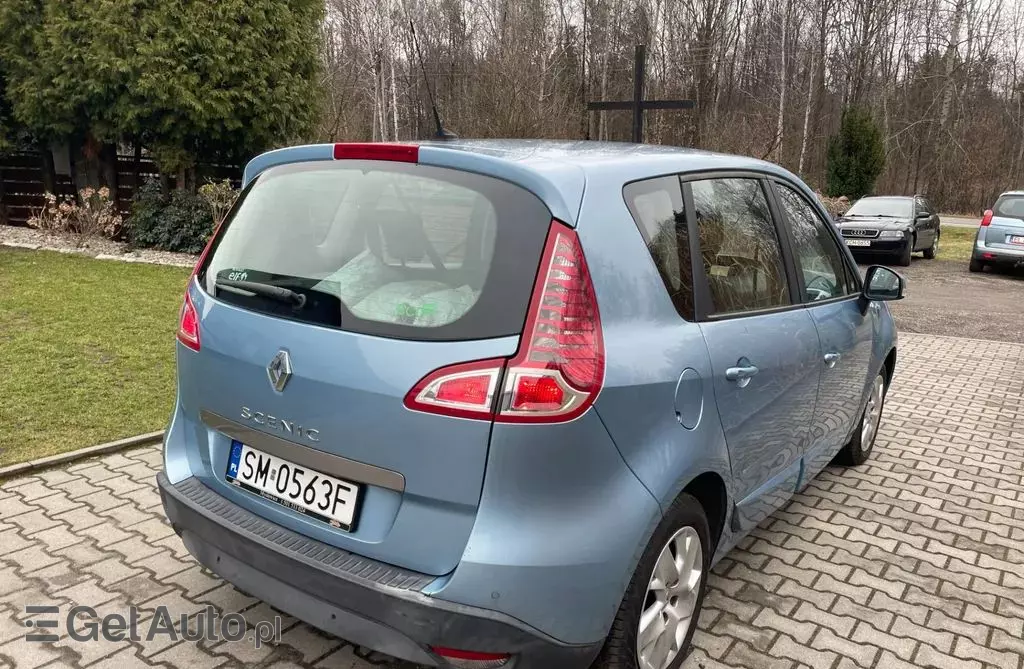RENAULT Scenic 