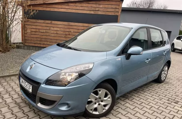 RENAULT Scenic 
