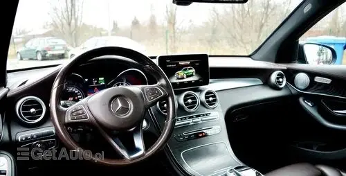 MERCEDES-BENZ GLC 