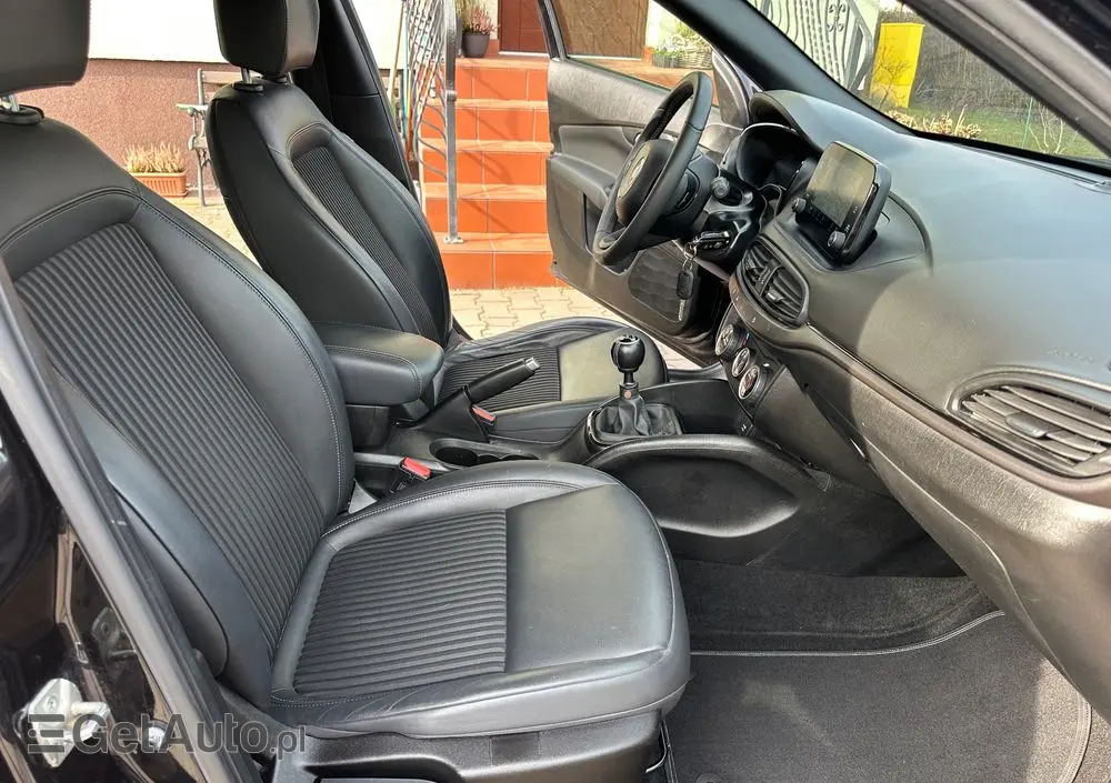 FIAT Tipo 1.4 T-Jet S-Design