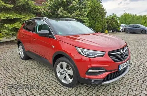OPEL Grandland 