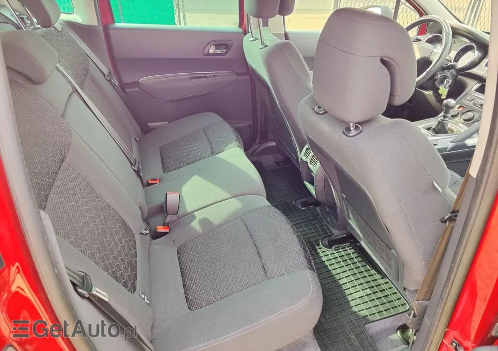 PEUGEOT 3008 1.6 HDi Style