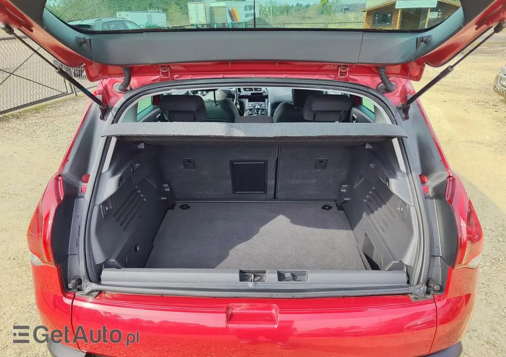 PEUGEOT 3008 1.6 HDi Style