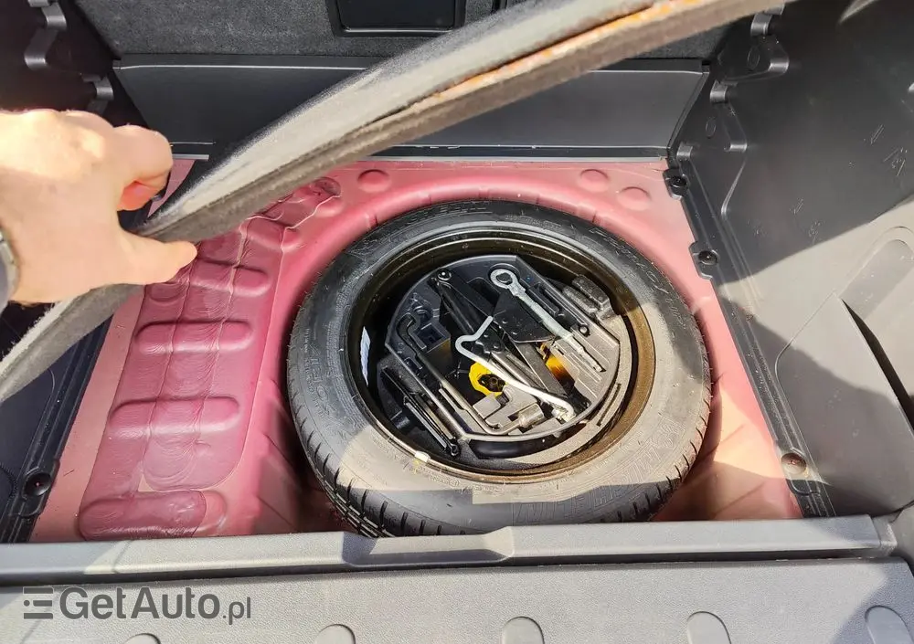 PEUGEOT 3008 1.6 HDi Style