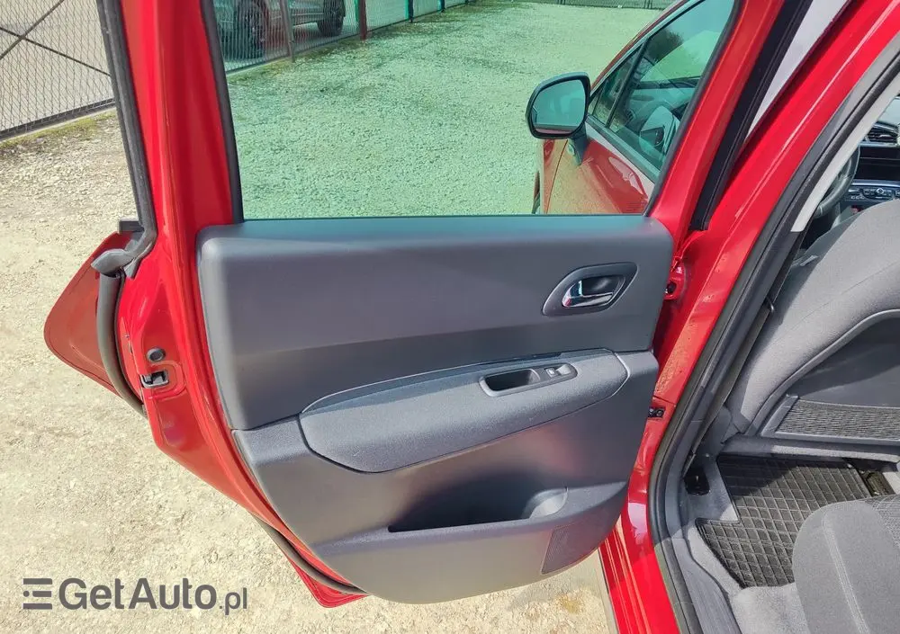 PEUGEOT 3008 1.6 HDi Style