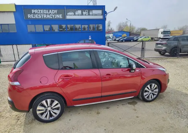 PEUGEOT 3008 1.6 HDi Style