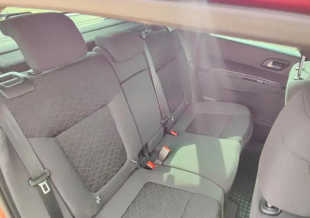 PEUGEOT 3008 1.6 HDi Style