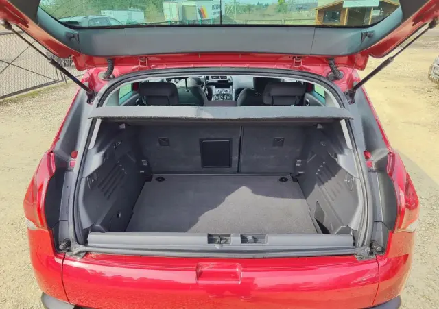 PEUGEOT 3008 1.6 HDi Style