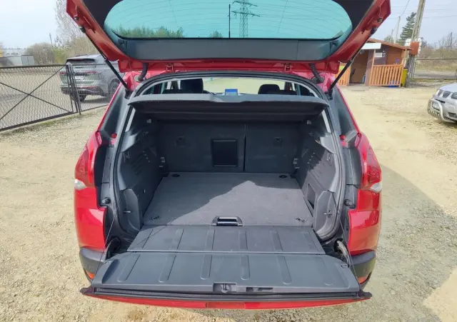 PEUGEOT 3008 1.6 HDi Style