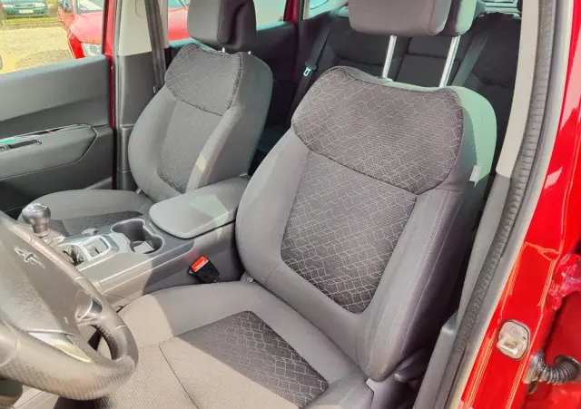 PEUGEOT 3008 1.6 HDi Style