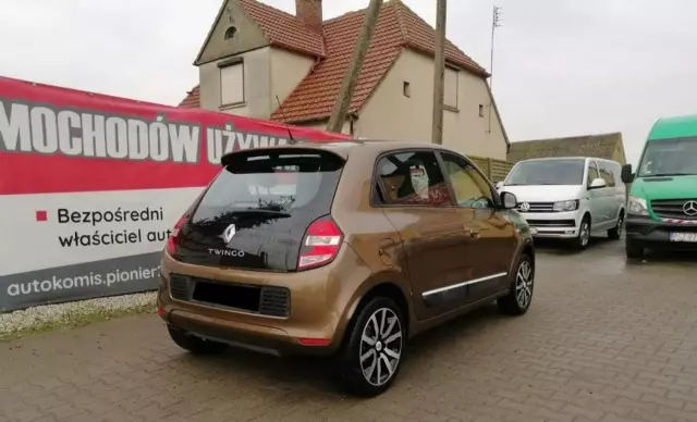 RENAULT Twingo 