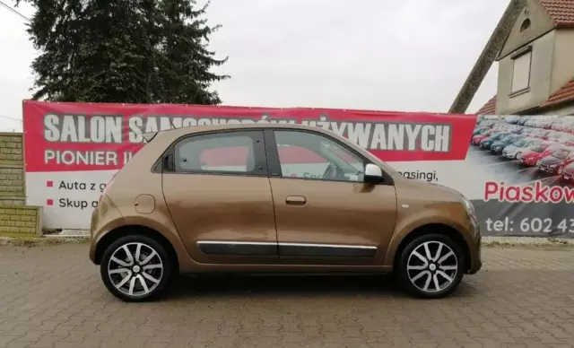 RENAULT Twingo 