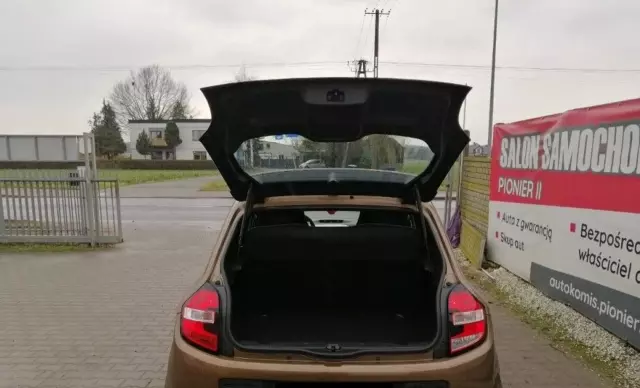 RENAULT Twingo 