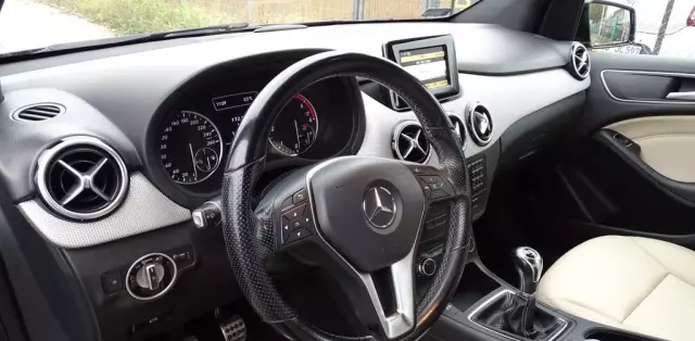 MERCEDES-BENZ Klasa B 