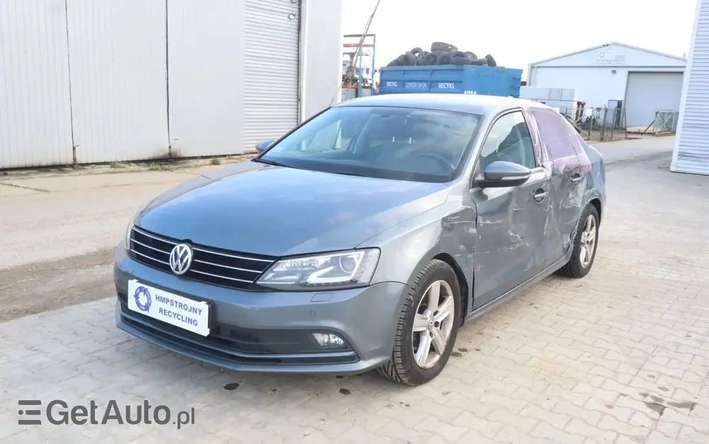 VOLKSWAGEN Jetta 1.4 TSI BMT Highline
